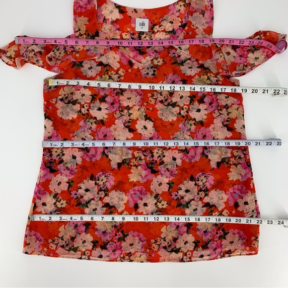 Cabi Lush Blouse # 5352, Hibiscus Floral Cold Shoulder Layered Blouse, Medium - Picture 14 of 17